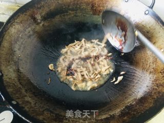 青椒炒羊肉的做法步骤：7
