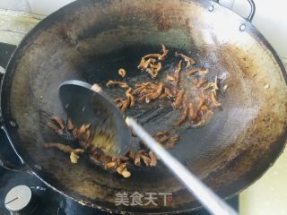 青椒炒羊肉的做法步骤：8