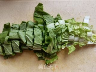小白菜木耳拌海参的做法步骤：1