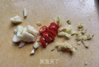 小白菜木耳拌海参的做法步骤：5