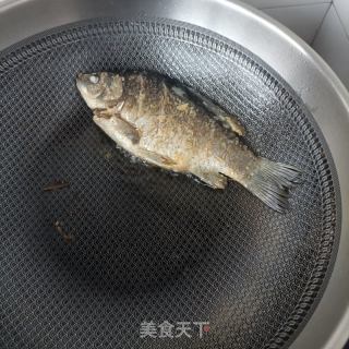 水萝卜鲫鱼汤的做法步骤：12