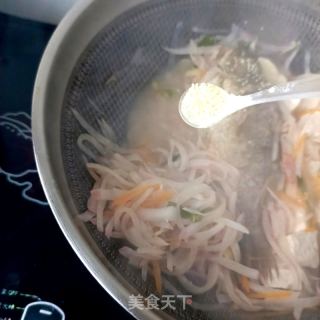 水萝卜鲫鱼汤的做法步骤：20