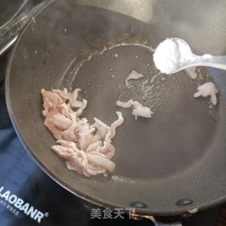 肉丝木耳炒蒜苔的做法步骤：6