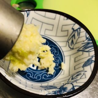 蒜蓉油菜的做法步骤：2