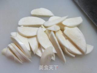 茭白鱿鱼鲞炒西兰花的做法步骤：5