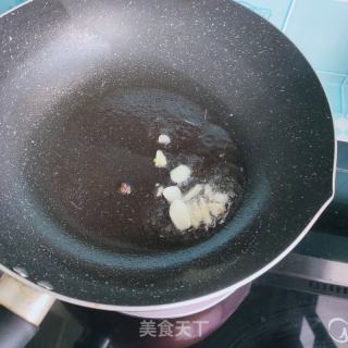 培根炒蒜薹的做法步骤：3