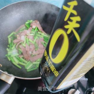 培根炒蒜薹的做法步骤：7