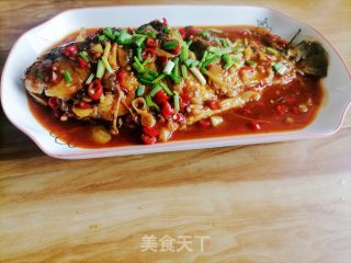 红烧鲫鱼的做法步骤：7