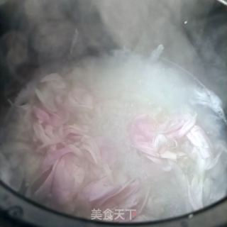 芍药鲜花粥的做法步骤：6