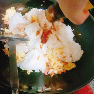 家常蛋炒饭的做法步骤：6