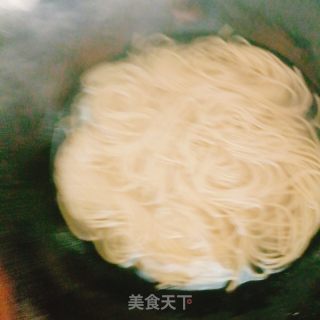 热干面的做法步骤：5