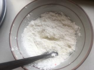 蛋白糖的做法步骤：1