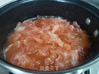 银耳山楂羹的做法步骤：5