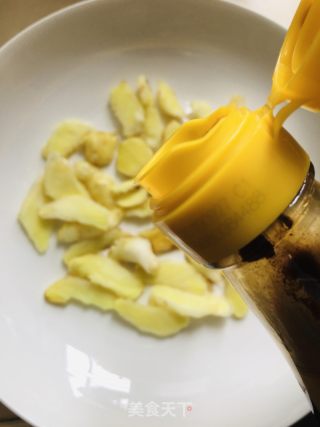 荆芥拌子姜的做法步骤：7