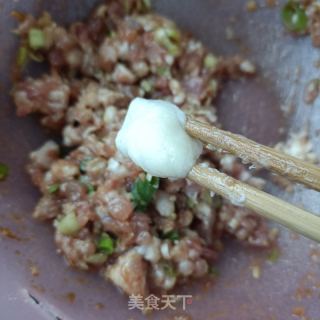 梅干菜鲜肉包的做法步骤：8