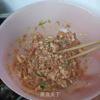 梅干菜鲜肉包的做法步骤：9