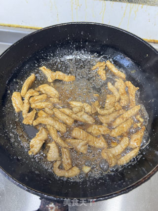 西葫芦炒肉丝的做法步骤：7