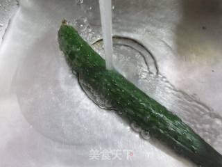 青瓜拌大白菜梗的做法步骤：2