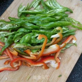肉丝炒螺丝椒的做法步骤：4