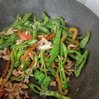 肉丝炒螺丝椒的做法步骤：10