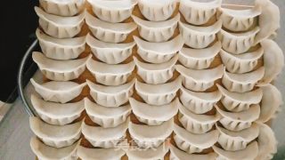 香菇猪肉水饺的做法步骤：6