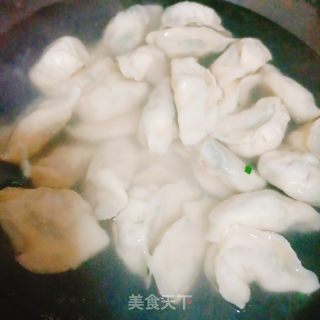 香菇猪肉水饺的做法步骤：7