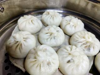 猪肉三鲜杏鲍菇西芹包子的做法步骤：20