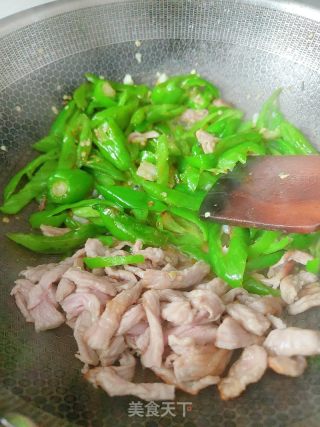 青椒炒肉的做法步骤：6
