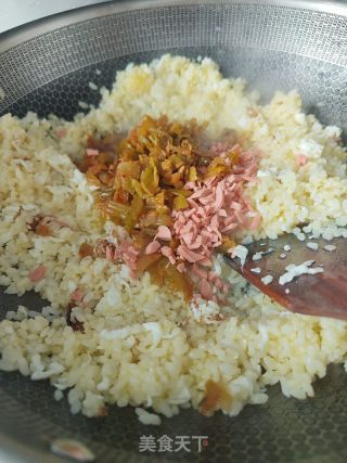 蛋炒饭的做法步骤：8