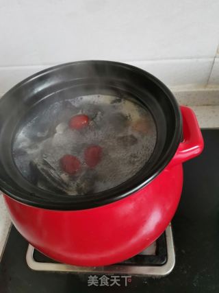 乌鸡汤的做法步骤：8