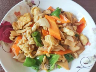 杏鲍菇炒鸡蛋的做法步骤：14