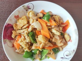 杏鲍菇炒鸡蛋的做法步骤：16