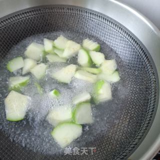 鲍鱼菜椒拌茭瓜的做法步骤：6