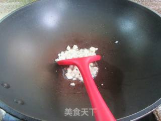 香糕炒木耳菜的做法步骤：3