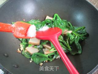香糕炒木耳菜的做法步骤：6