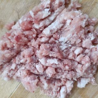 番茄汆芍药花肉丸的做法步骤：4