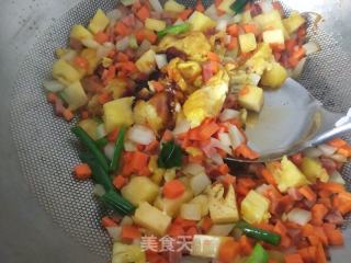 菠萝炒饭的做法步骤：5