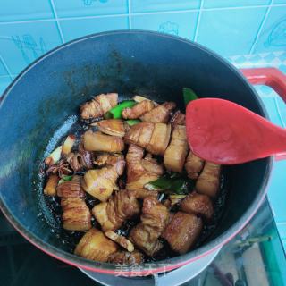 五花肉烧土豆的做法步骤：5