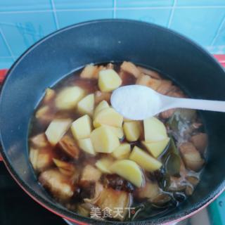 五花肉烧土豆的做法步骤：8