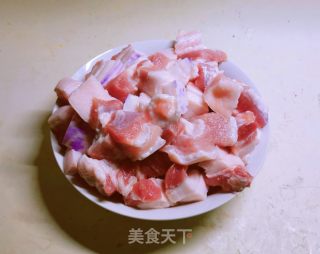 家常红烧肉的做法步骤：2