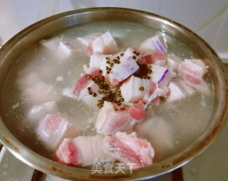 家常红烧肉的做法步骤：3