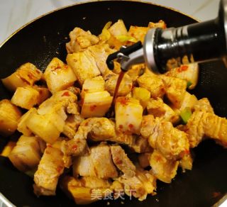 家常红烧肉的做法步骤：11