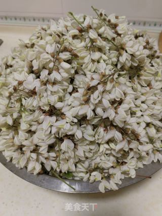 槐花泡酒的做法步骤：1
