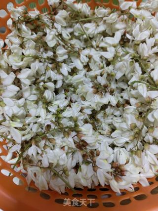 槐花泡酒的做法步骤：2