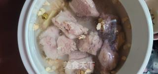 石斛花旗参排骨汤的做法步骤：5