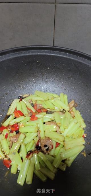 酸辣空心菜梗的做法步骤：8
