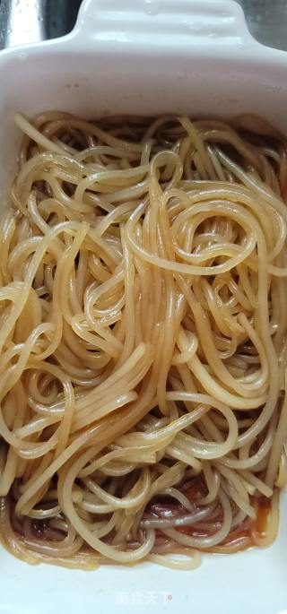 肉末蒜薹炒粉条的做法步骤：2