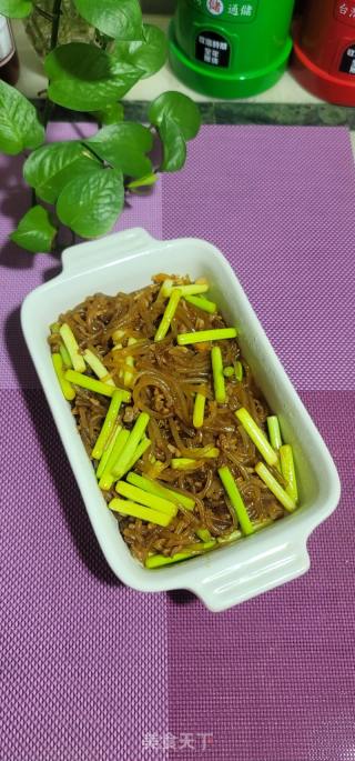 肉末蒜薹炒粉条的做法步骤：7