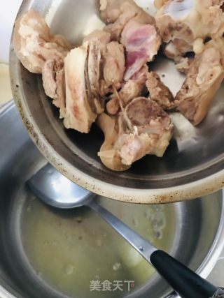 麻辣猪蹄的做法步骤：4