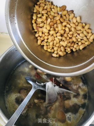麻辣猪蹄的做法步骤：6